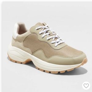 Jojo Sneakers - A New Day Size 8